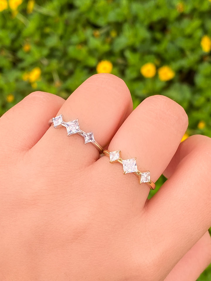 Anillo Triple Rombo Zirconia