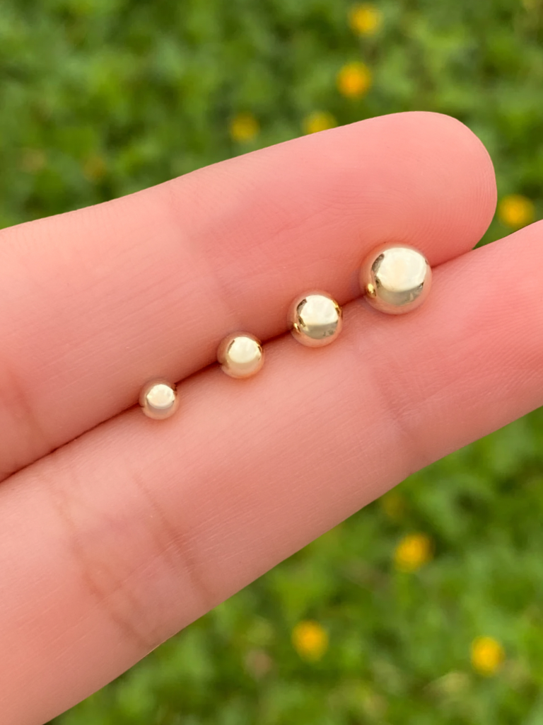 Broquel Bolita Dorada Oro 14k