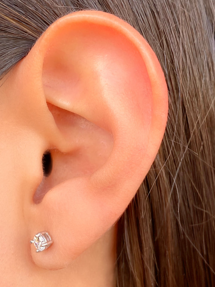 Arete Broquel Solitario Diamante 0.25 Ct Oro 14k