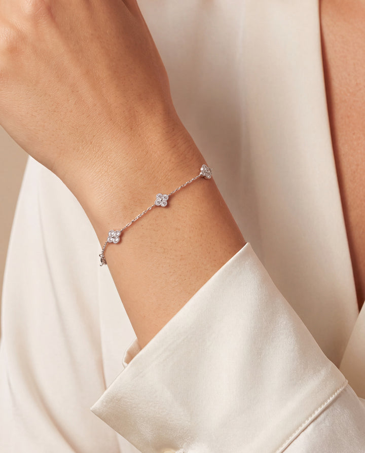 Pulsera Con Treboles Cuatro Hojas Zirconia