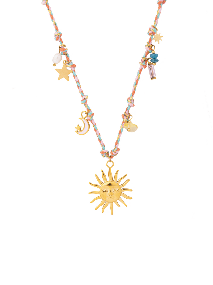 Collar Rosa, Aqua Con Dijes Sol, Luna y Estrella