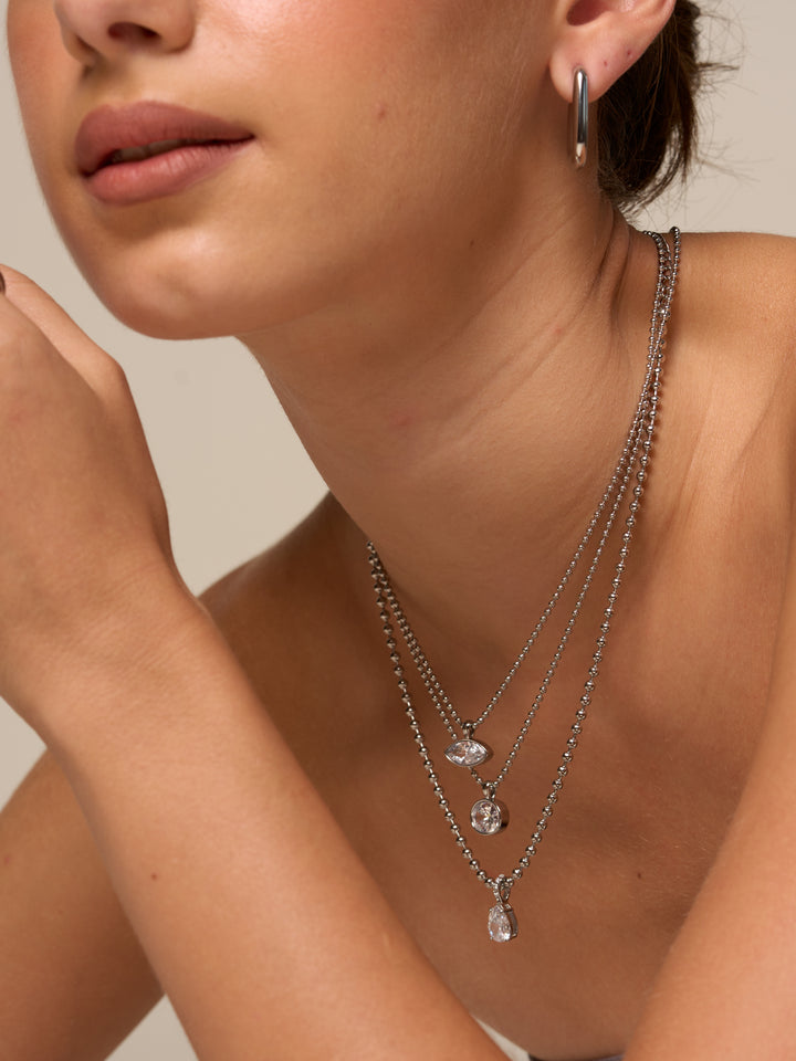 Collar Bolitas Con Dije Zirconia Gota