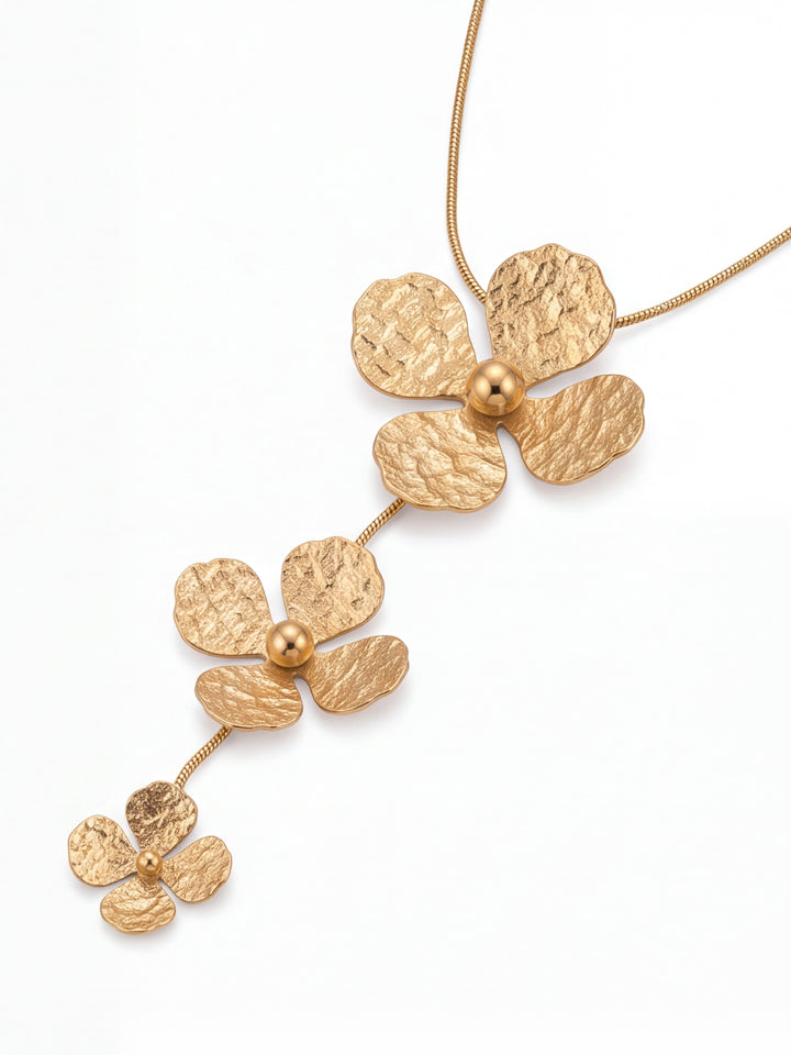 Collar Corbatin Con Treboles