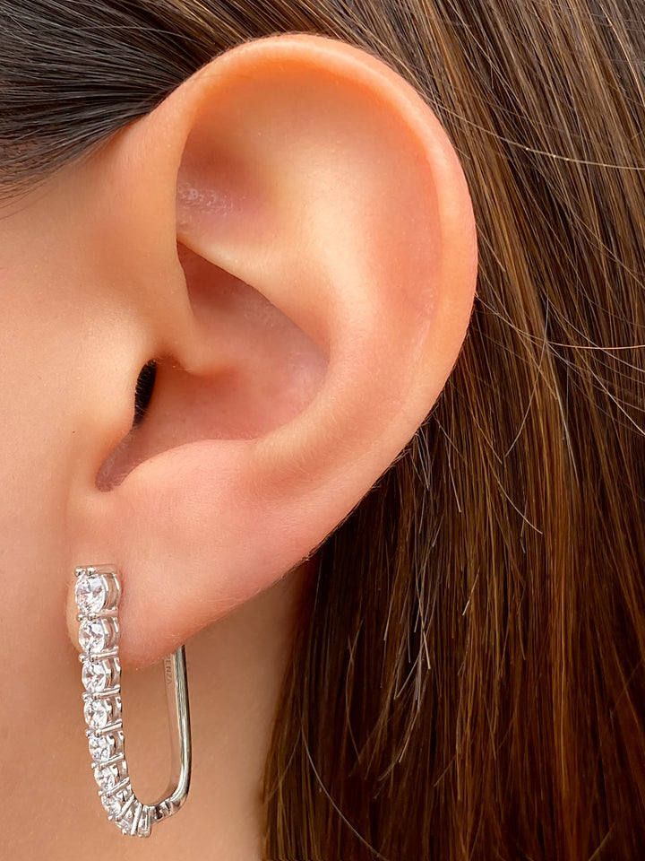 Par Arracada Rectangular Con Zirconias 25 mm