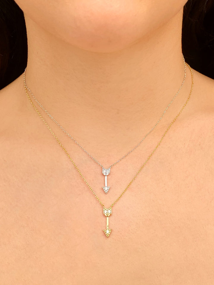 Collar Dije Flecha Zirconia