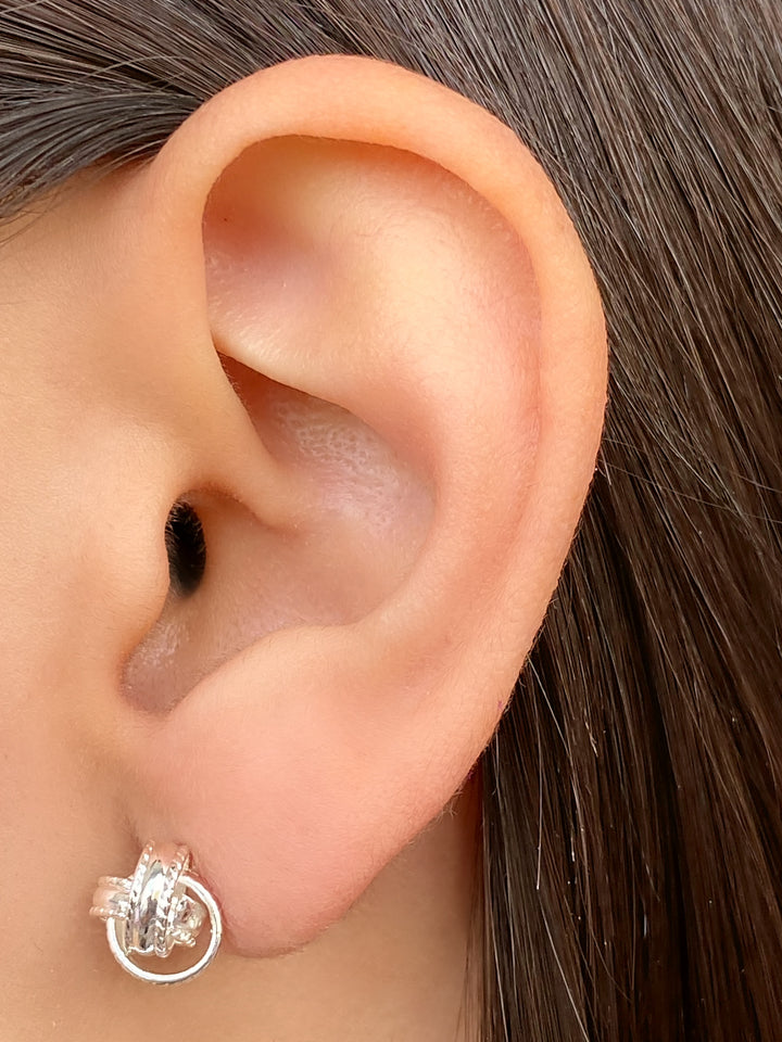 Par Arete Mini Nudo Tres Circulos