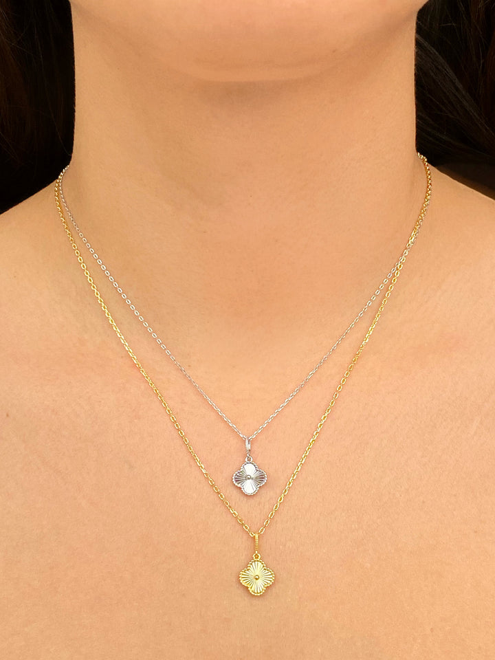 Collar Mini Trebol Cuatro Hojas Liso