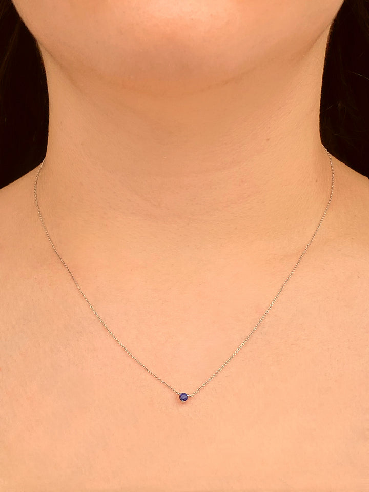 Collar Con Dije Zafiro Corte Round 0.14 Ct Natural