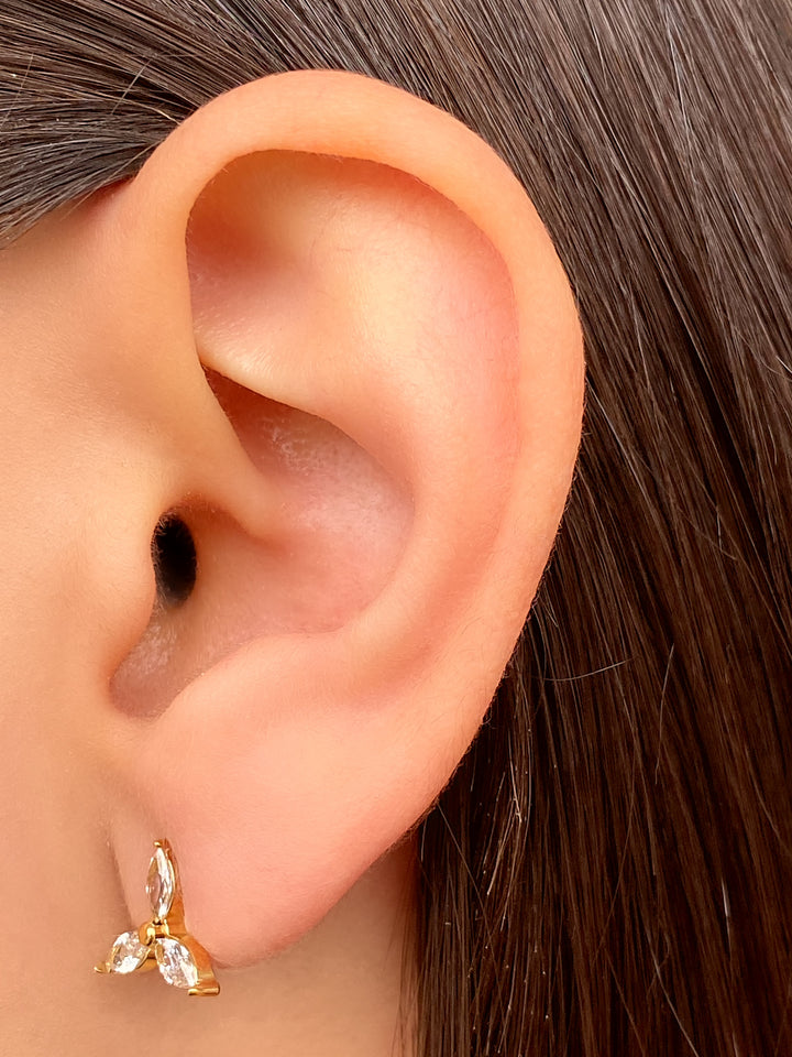 Par Arete Flor Tres Petalos Zirconia