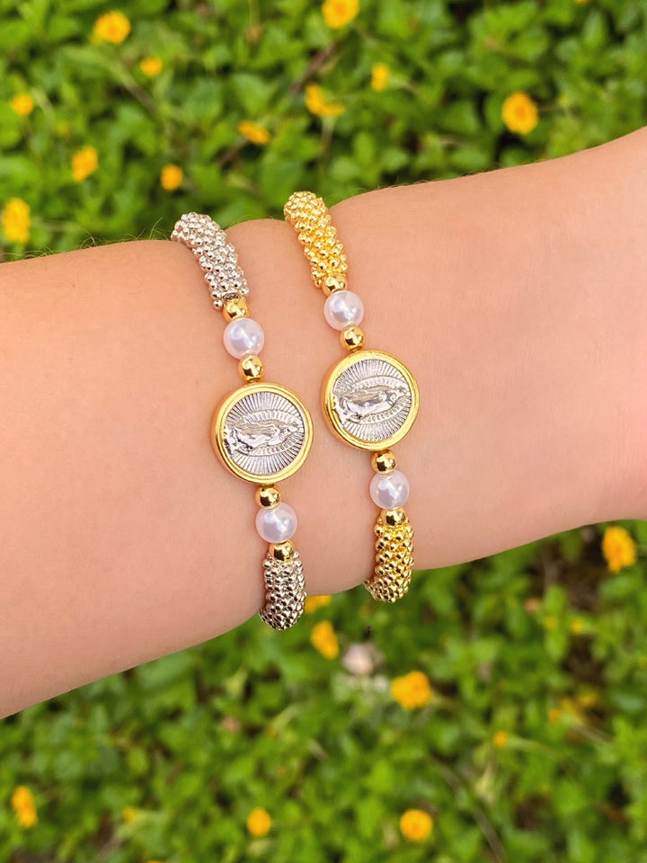 Pulsera Medalla Virgen Combinada Dos Perlas