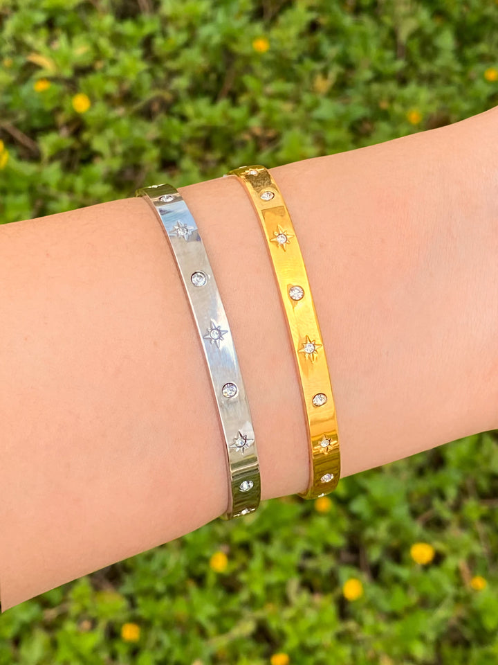 Brazalete Con Destellos y Zirconias Redondas