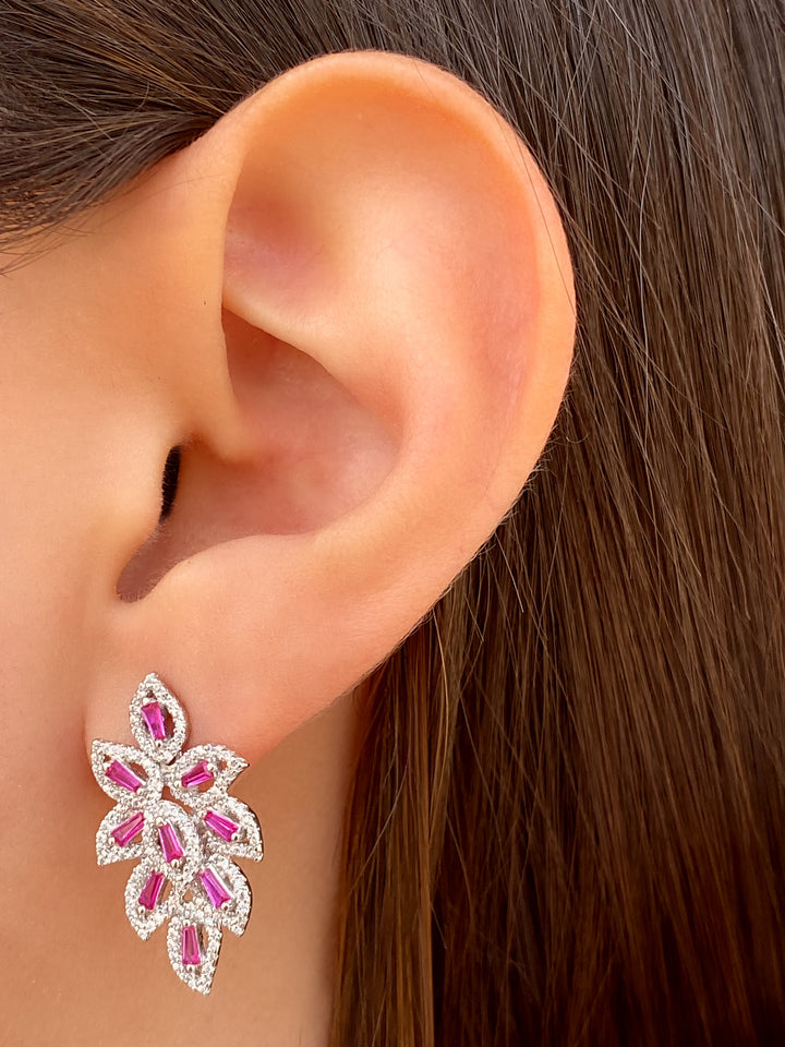 Par Arete Mini Petalos Con Baguettes