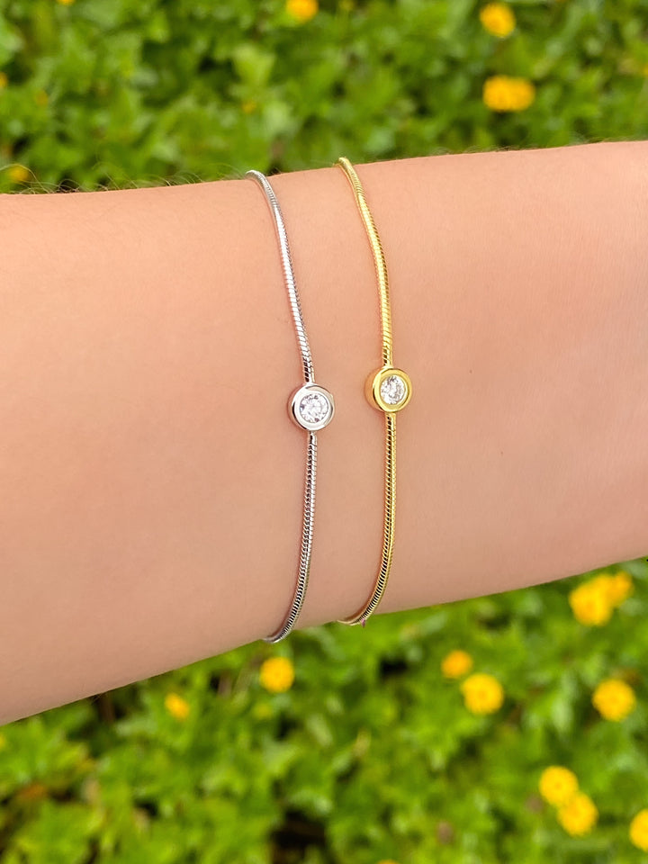 Pulsera Delgada Con Zirconia Redonda