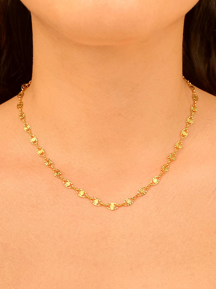 Collar Ovalos Con Textura y Circulo