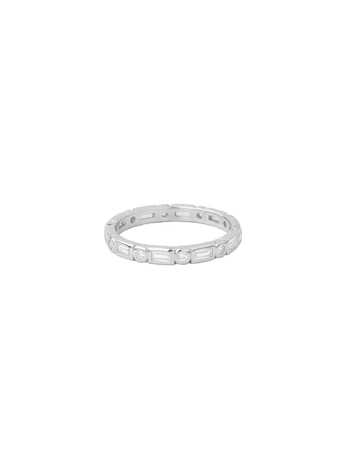 Anillo Plateado Baguettes Y Zirconias
