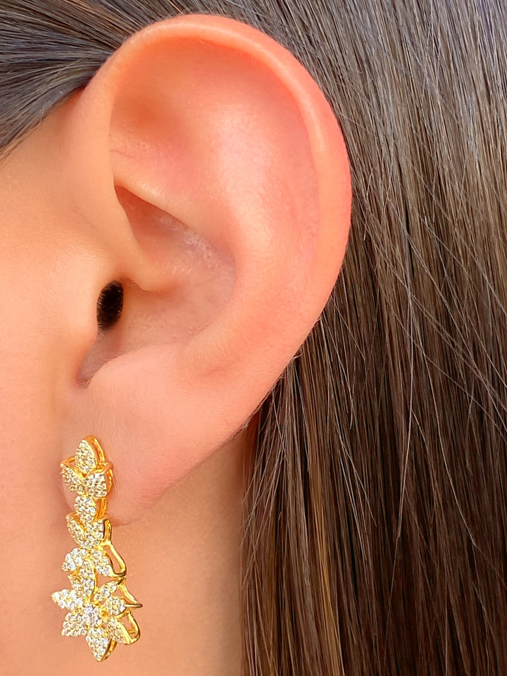 Par Arete Largos Flor Con Zirconias