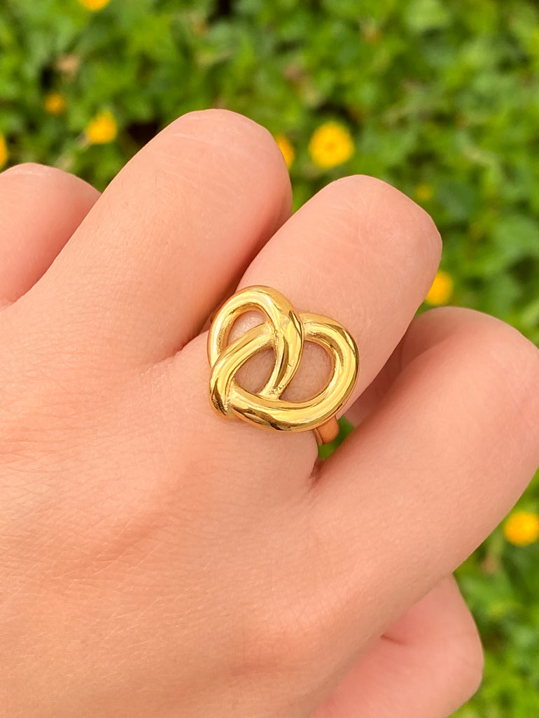 Anillo Pretzel