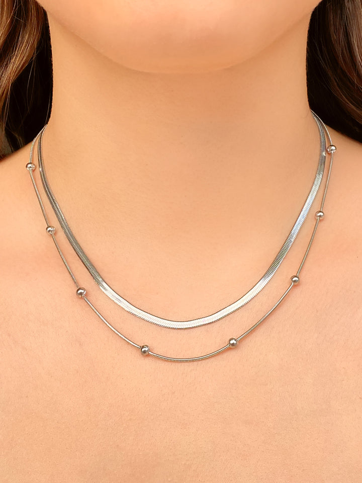 Collar Doble Planchado Con Bolitas
