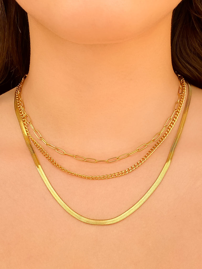 Collar Triple Capa Planchado y Eslabones