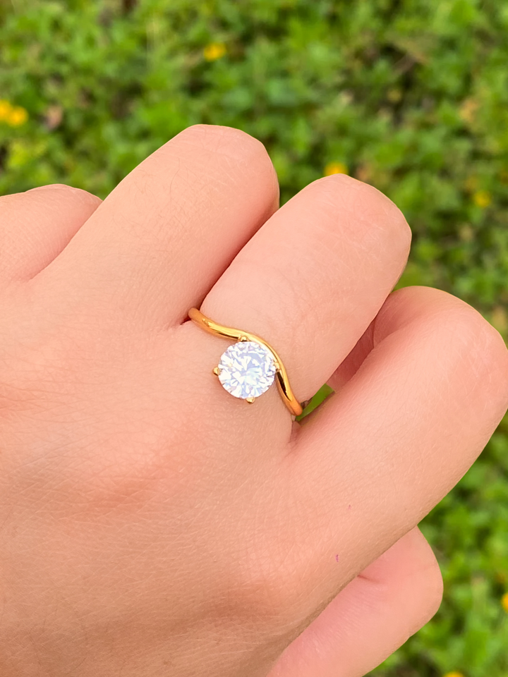 Anillo Zirconia Redonda