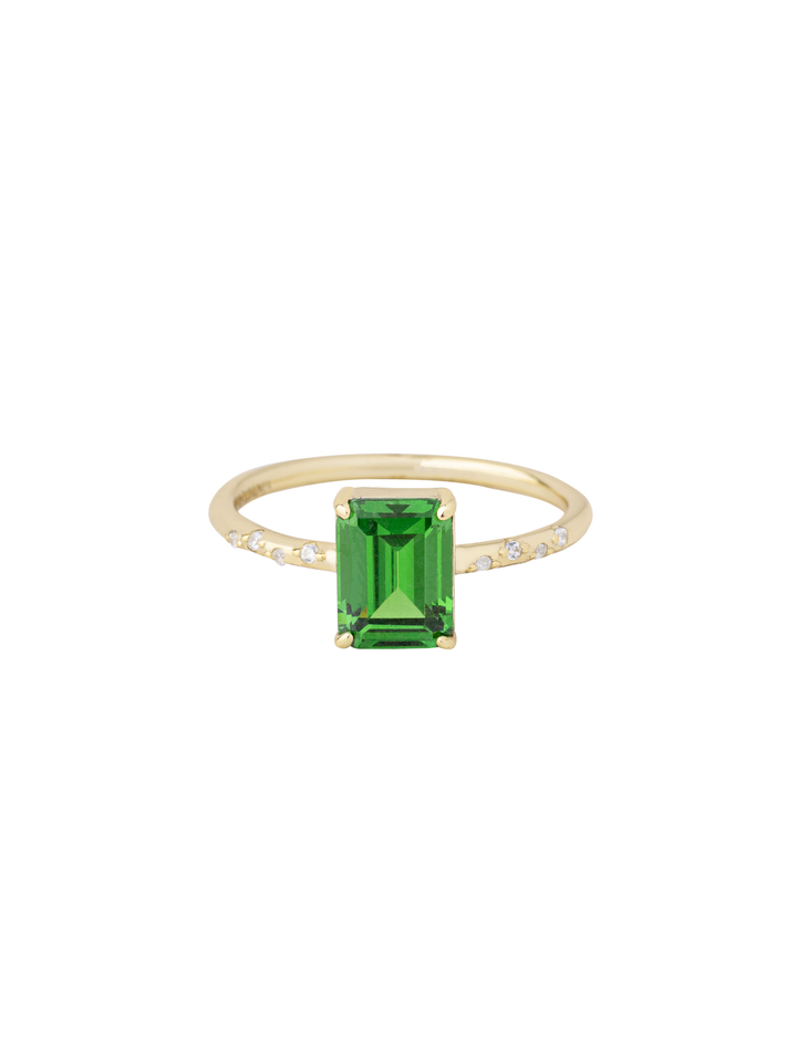 Anillo Con Piedra Rectangular Verde Y Zirconias