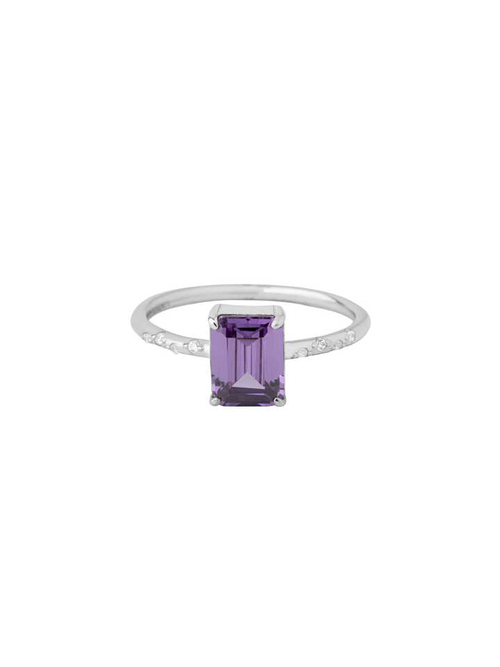 Anillo Con Piedra Rectangular Morado Y Zirconias