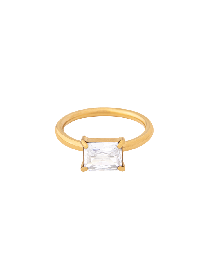 Anillo Con Zirconia Central Rectangular