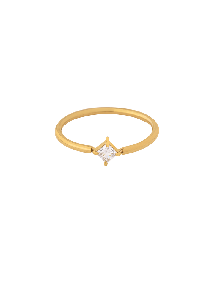 Anillo Delgado Con Rombo Zirconia
