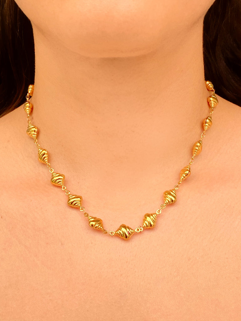 Collar Con Conchitas
