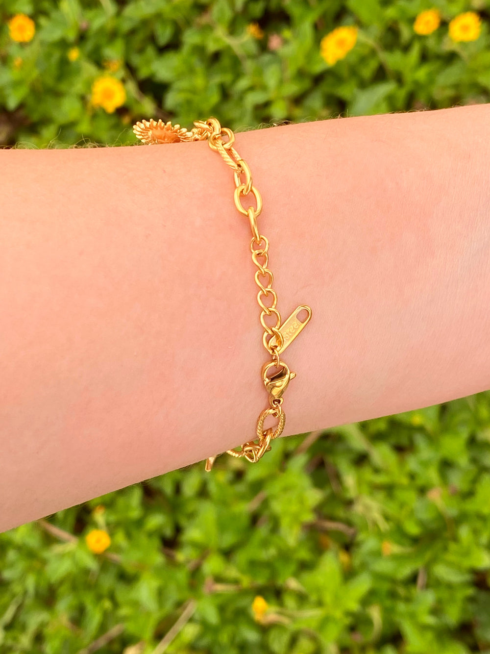 Pulsera Relicario Corazon Con Luna y Perla