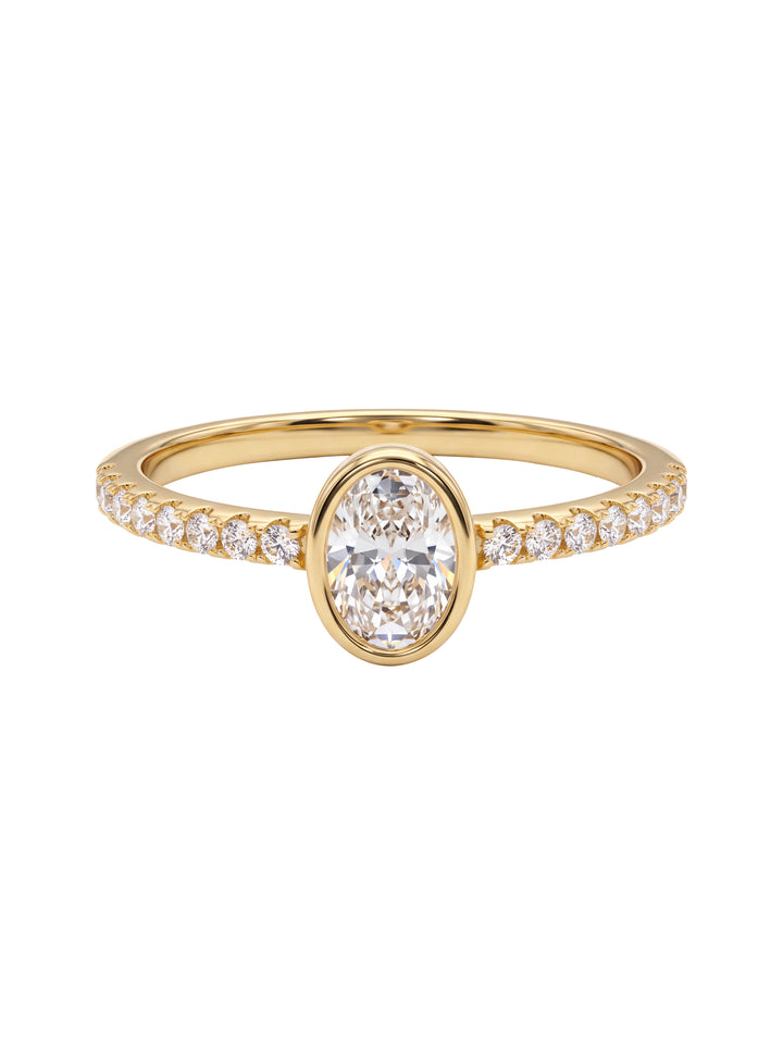 Anillo Con Zirconia Ovalada