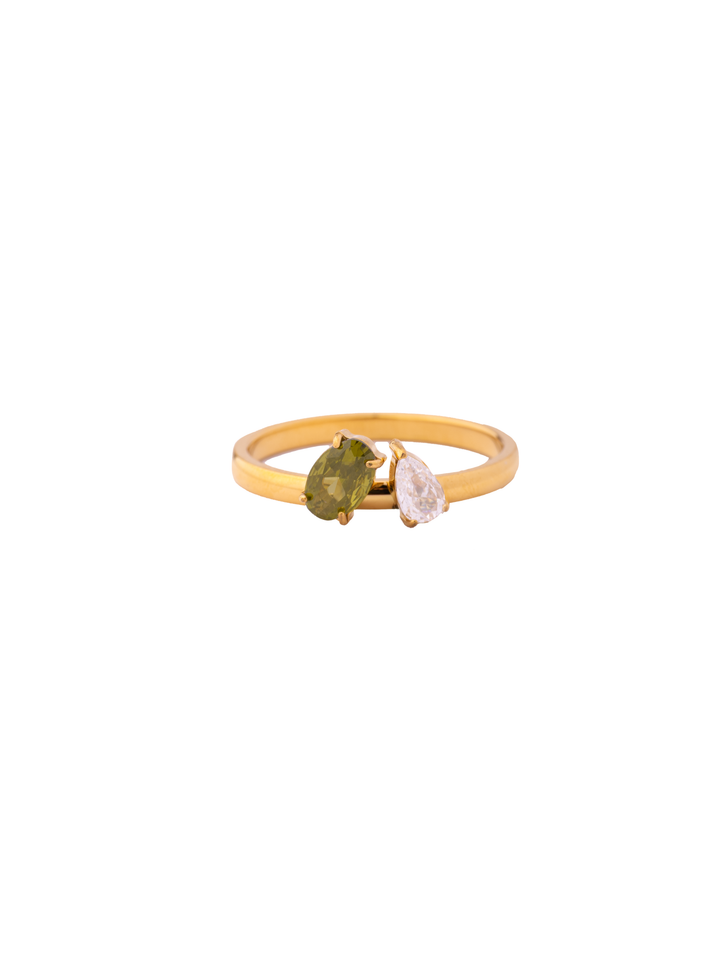 Anillo Con Zirconia Ovalada Y Gota