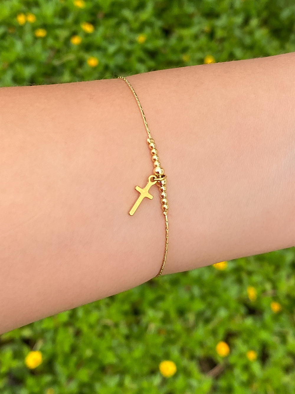 Pulsera Delgada Con Cruz