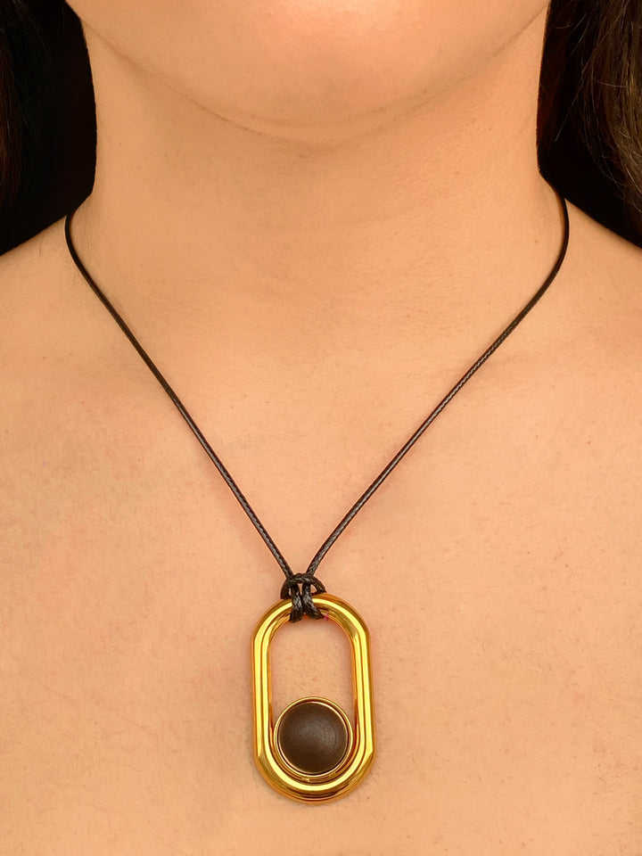 Collar Cordon Dije Contorno Rectancular Centro Cafe