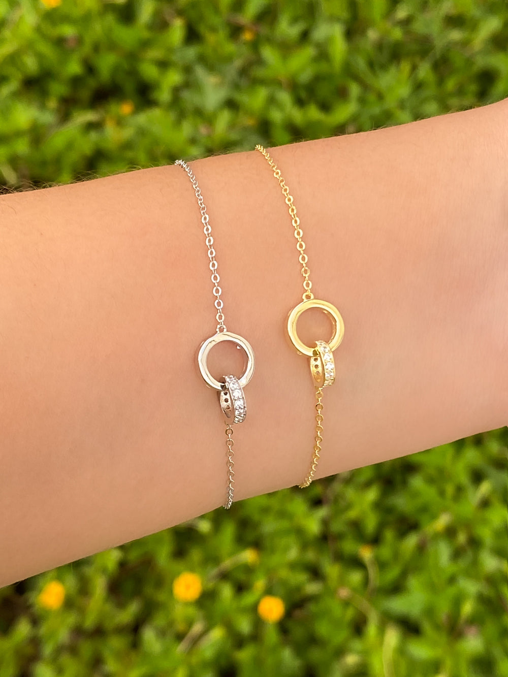 Pulsera Con Doble Circulo Zirconias