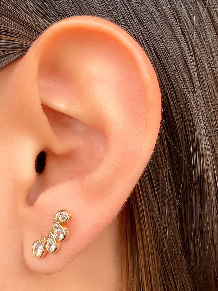 Par Arete Curva Gotas Zirconias