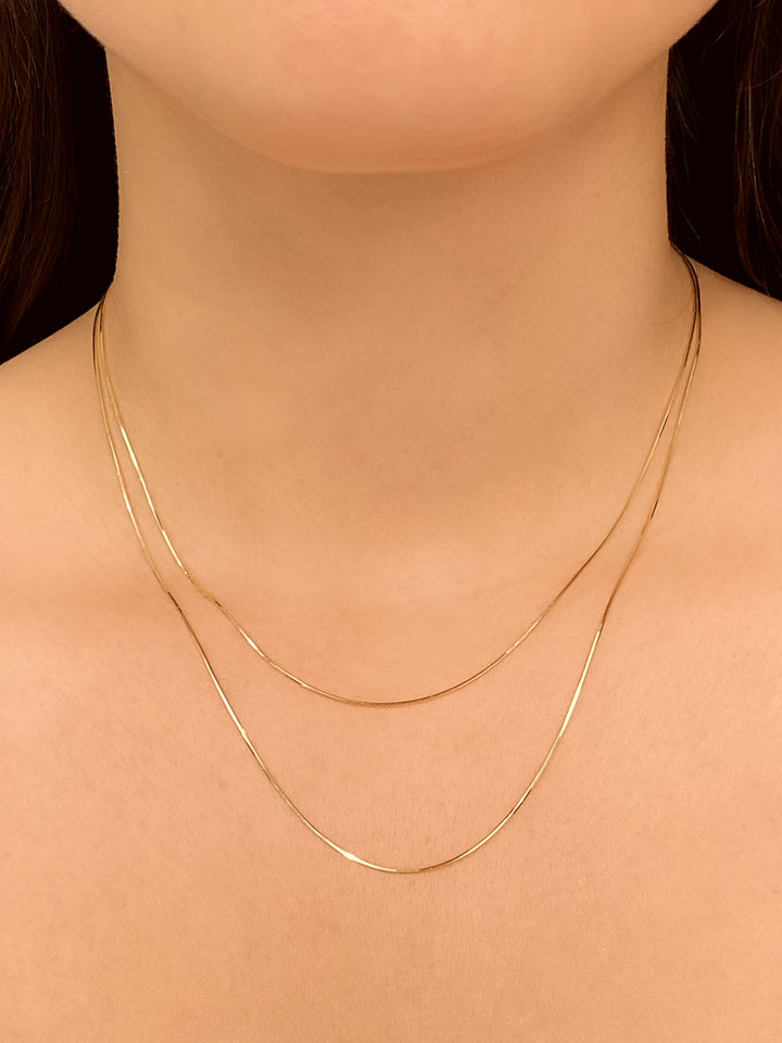 Collar Dorado Delgado Liso Oro 14k