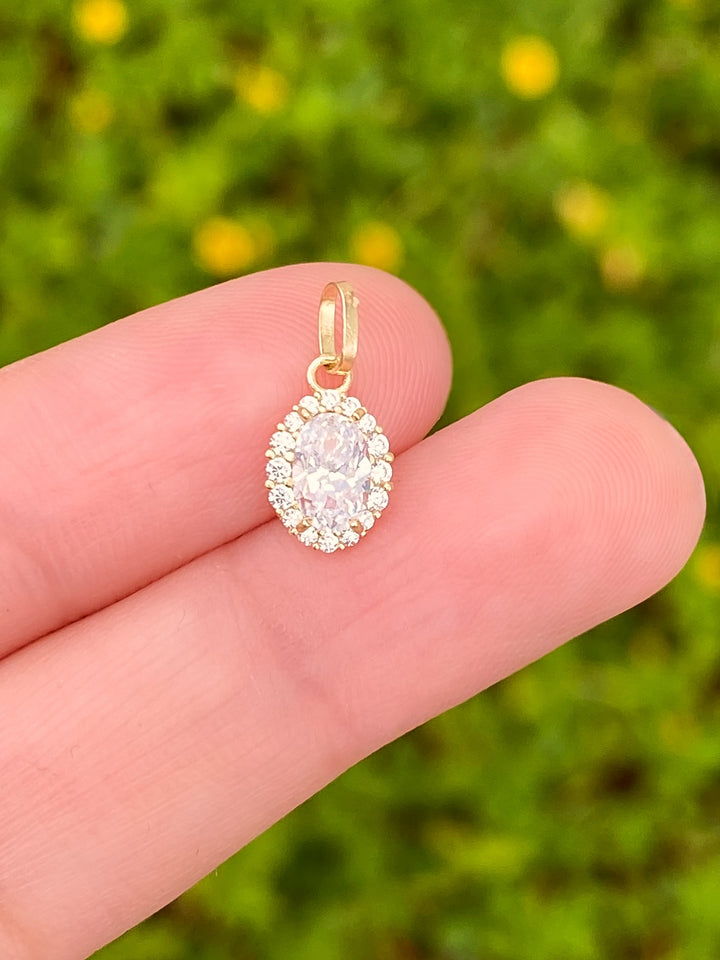 Dije Ovalado Zirconias Oro 14k