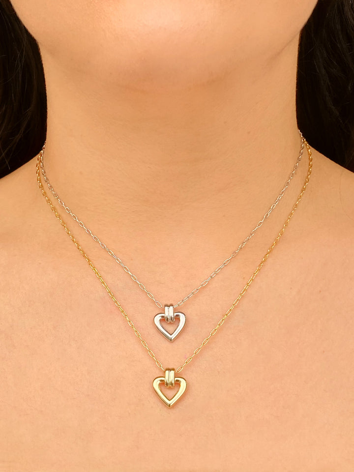Collar Dije Doble Linea Contorno Corazon