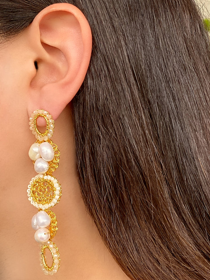 Par Arete Triple Ovalo Tejido Con Perlas