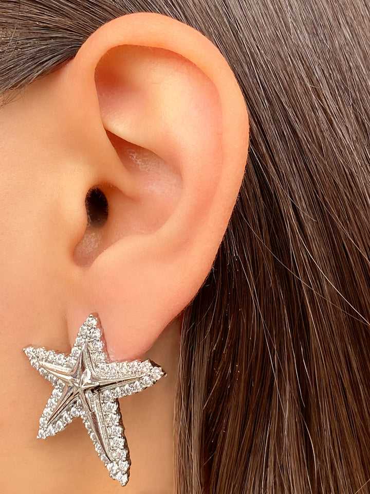 Par Arete Estrella Irregular Con Zironias
