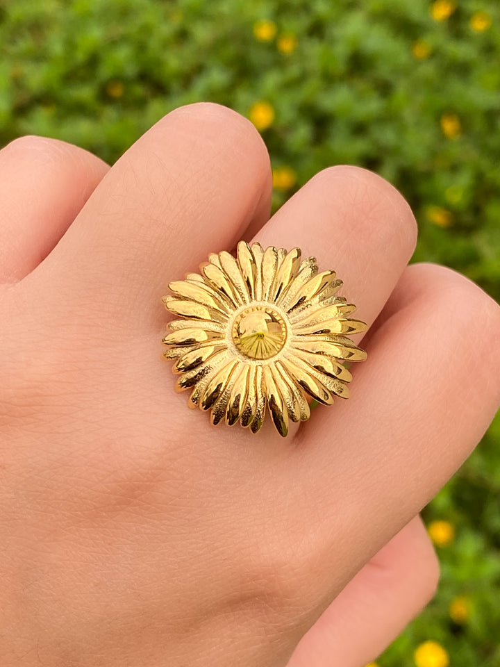 Anillo Con Girasol Dorado