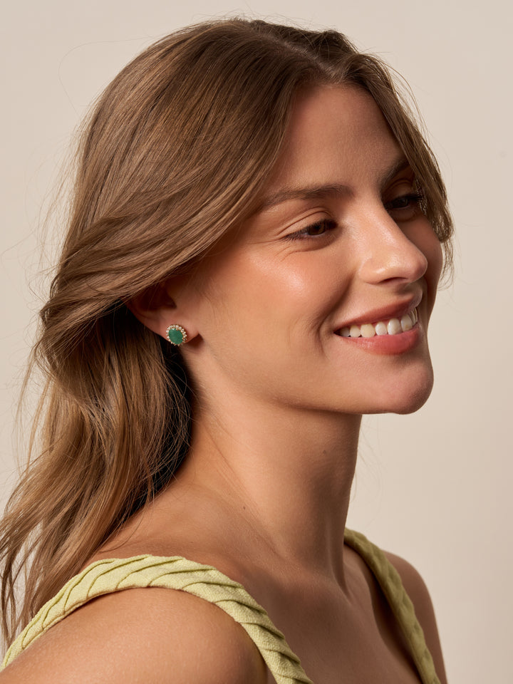 Par Arete Esmeralda Corte Ovalo Con Halo De Diamantes 3.8 CTTW
