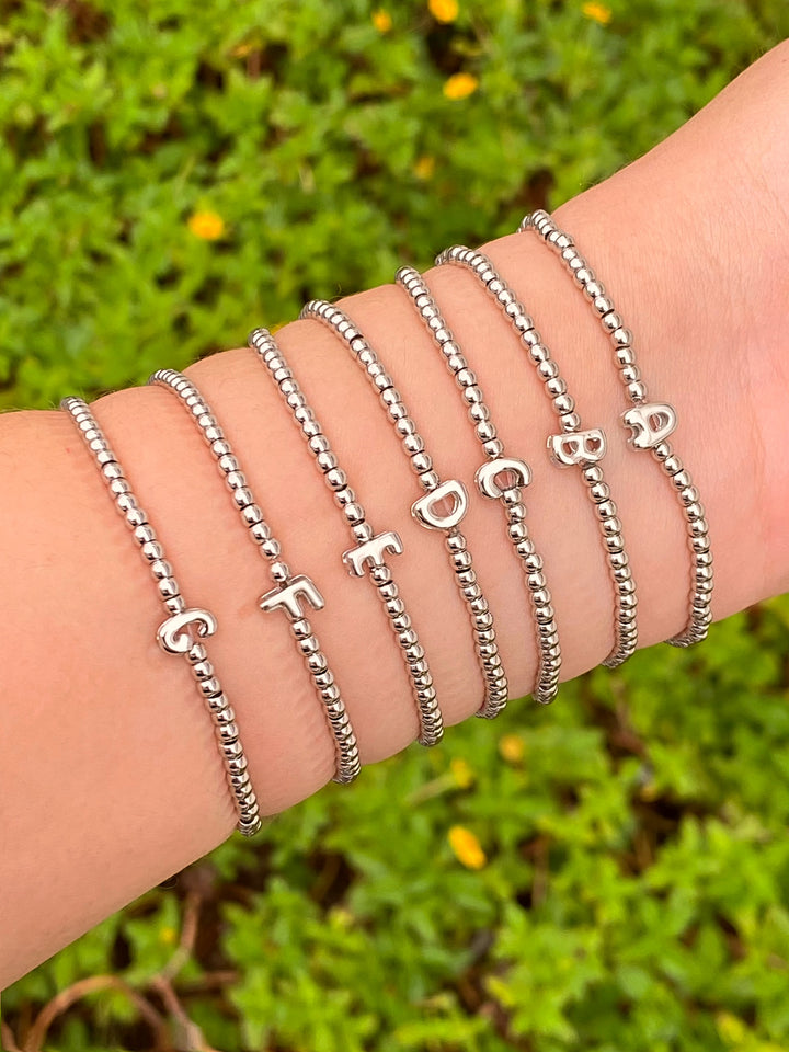 Pulsera Plateada Bolitas Con Inicial