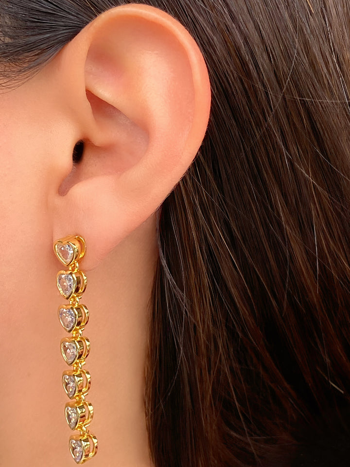 Par Arete Tira Corazones Zirconia