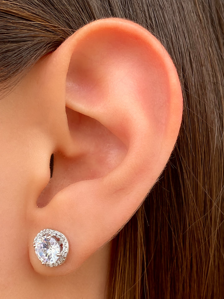 Par Arete Circular Plateado Ondulado Con Zirconias