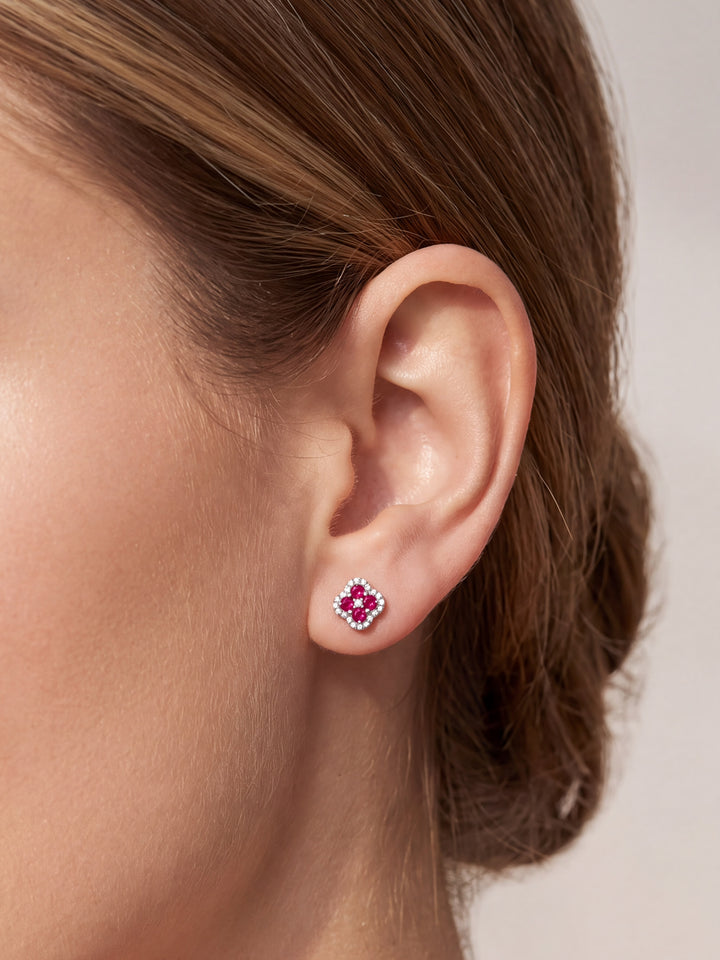 Par Arete Rubí Flor Con Halo De Diamantes 1 CTTW