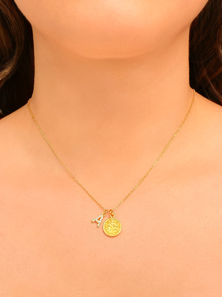 Collar Cadena Delgada Inicial Con San Benito