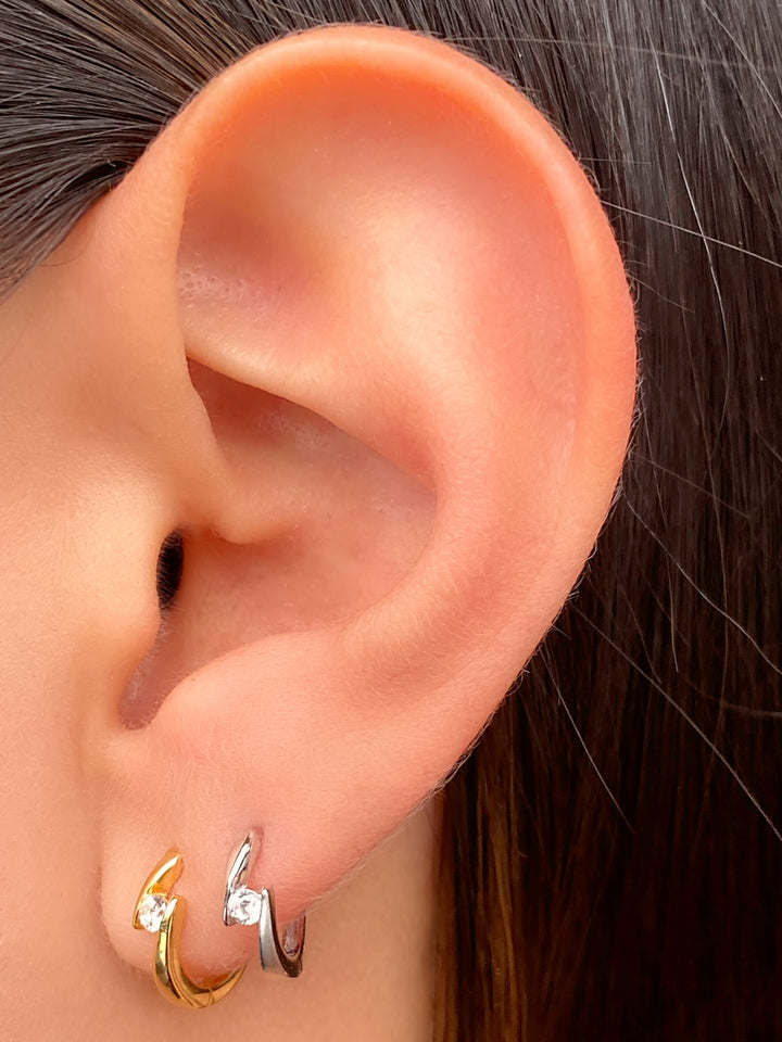 Arracada Cruzada Con Zirconia