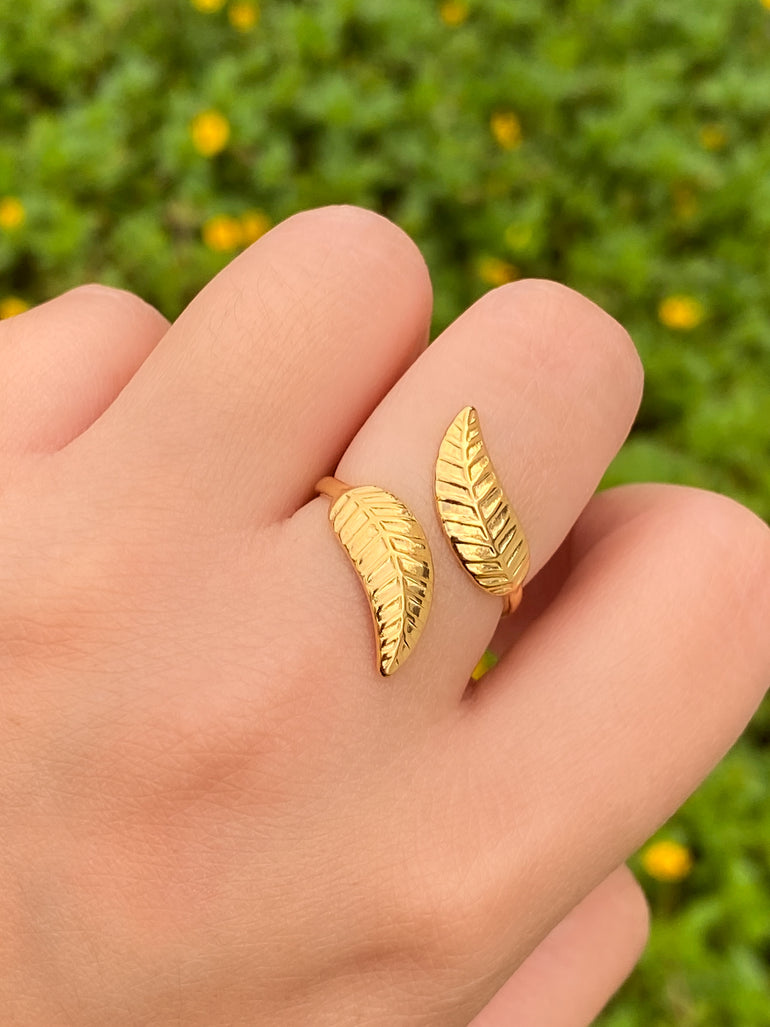 Anillo Doble Hoja Cruzado